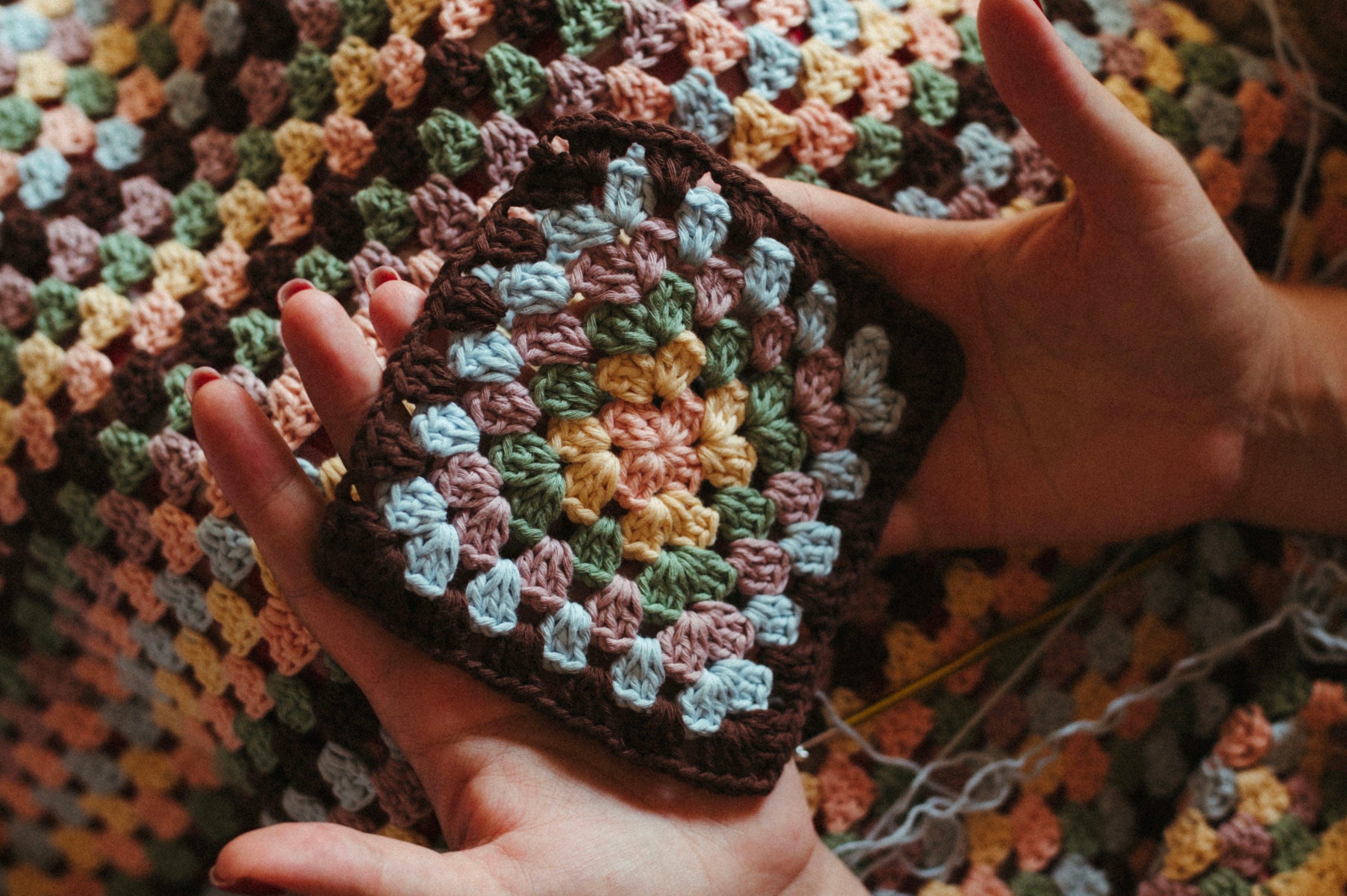 crochet, learn to crochet, creating with hands